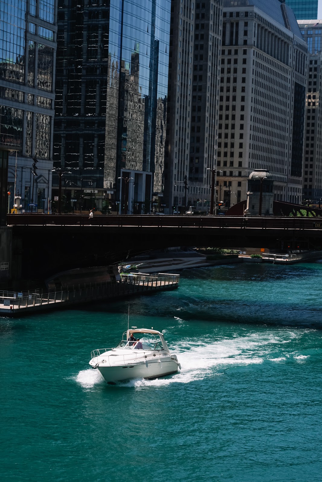 Chicago skyline and landmarks, explored with Gamana audio tours